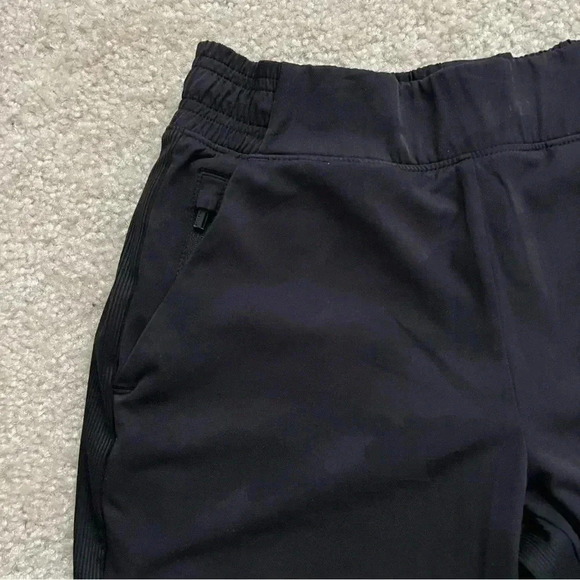 ATHLETA Brooklyn Lined Camo Jogger Pant Black Size 0 #985549 $99 Active Outdoor - Picture 14 of 16